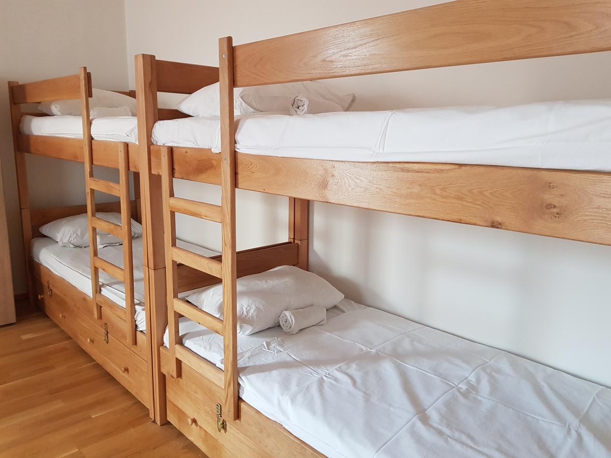 Hostel Timun (Adults Only) โนวาลยา ภายนอก รูปภาพ