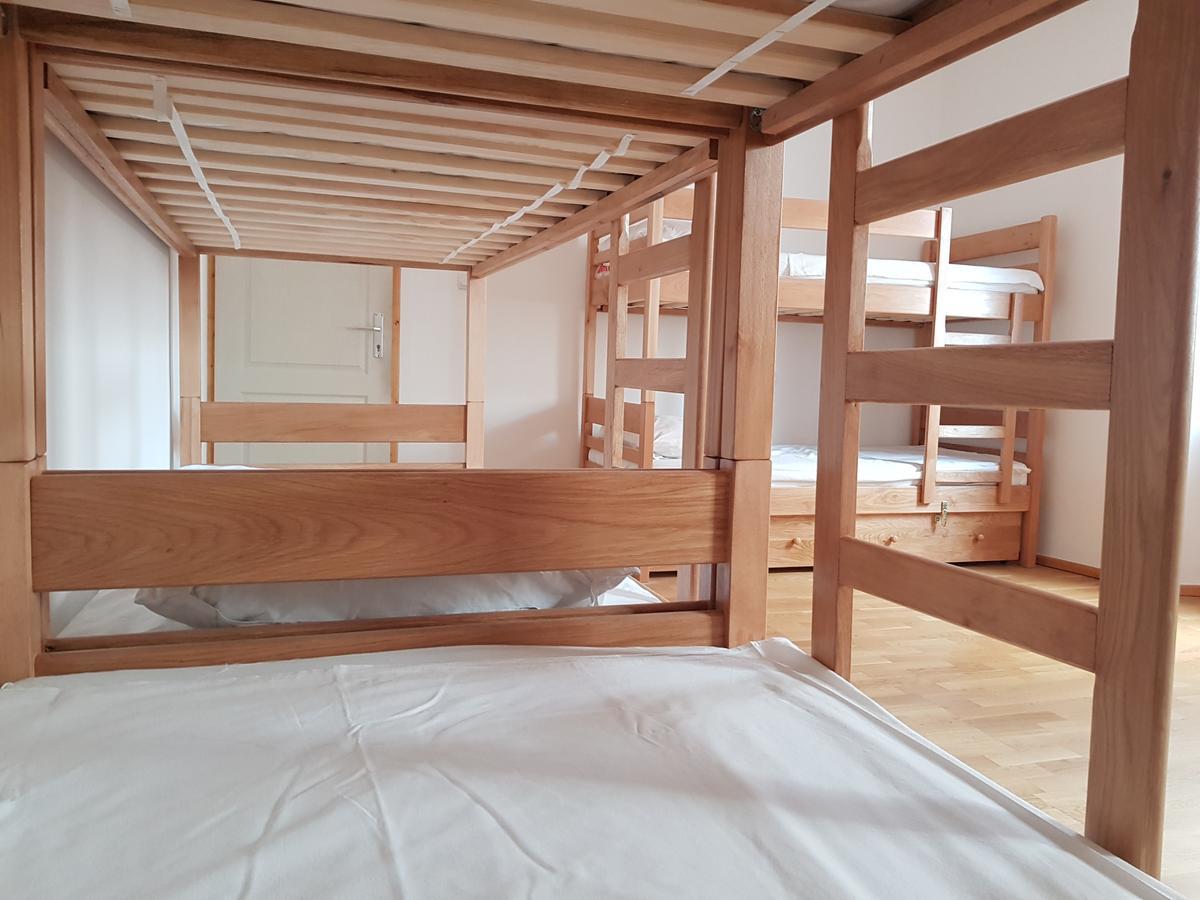 Hostel Timun (Adults Only) โนวาลยา ภายนอก รูปภาพ